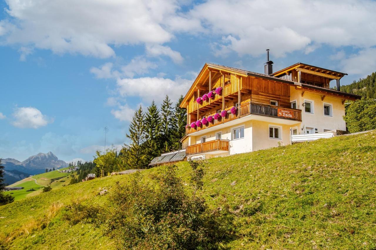Garni Baita San Cassiano  Exterior foto